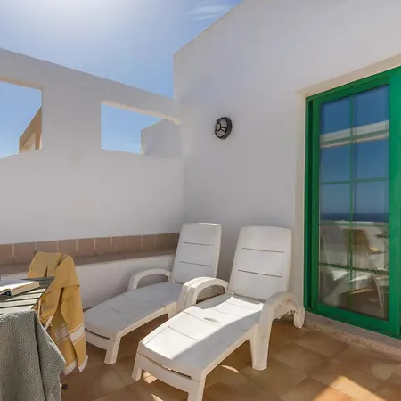 Апартаменты Caleta Paraiso Sea View 137 Коста-де-Антигуа