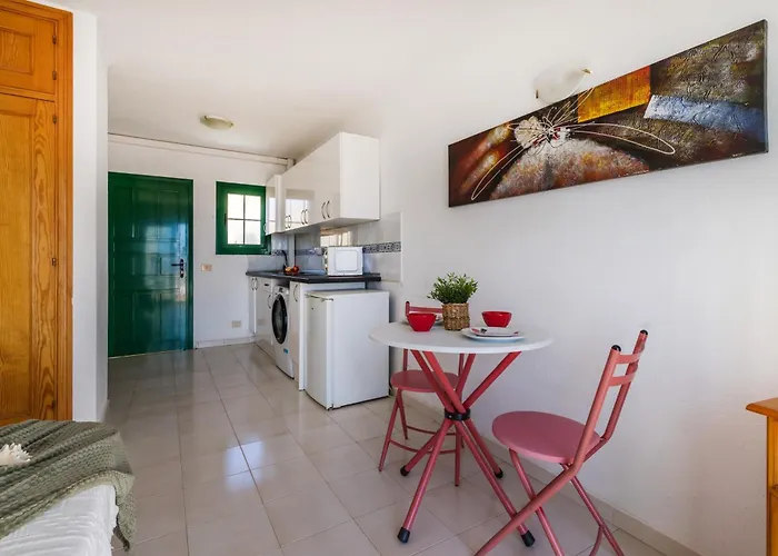 Апартаменты Caleta Paraiso Sea View 137 Коста-де-Антигуа